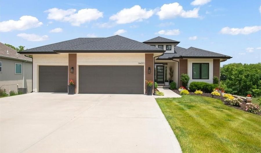 14450 Aurora Ln, Basehor, KS 66007 - 4 Beds, 3 Bath