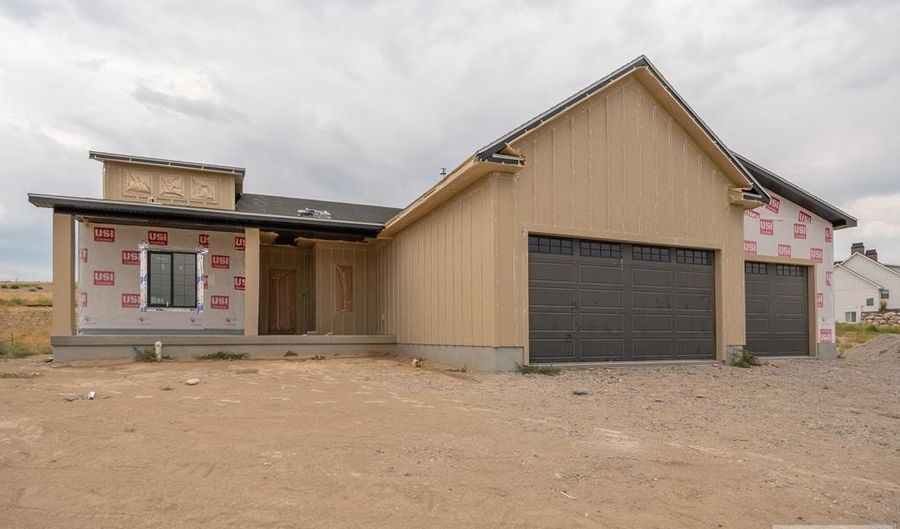 3669 Purple Sage Dr, Ammon, ID 83406 - 3 Beds, 2 Bath