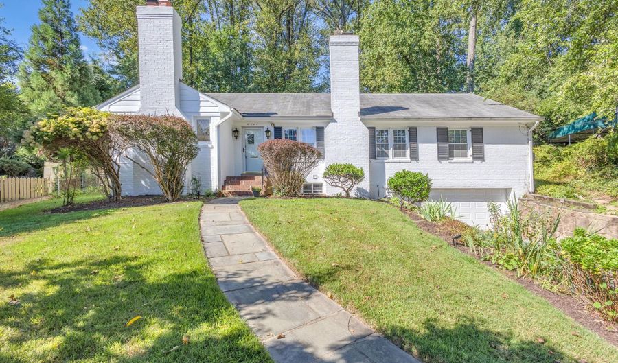 3548 N VALLEY St, Arlington, VA 22207 - 3 Beds, 3 Bath