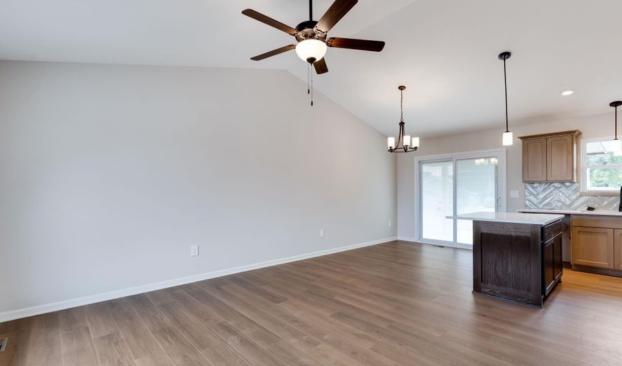 1631 N Magnolia Ct, Andover, KS 67002 - 2 Beds, 2 Bath