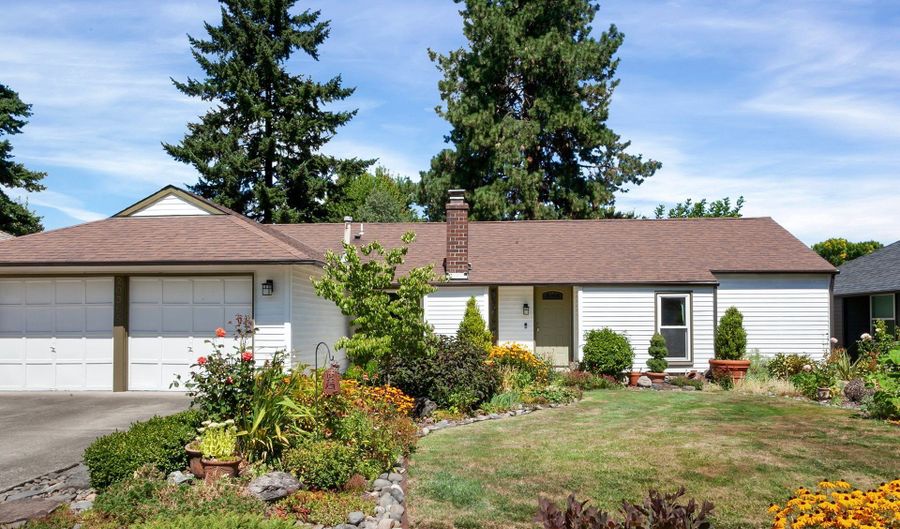 20365 SW YORK St, Beaverton, OR 97003 - 4 Beds, 3 Bath