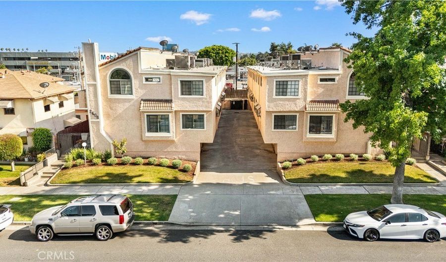 2608 W Grand Ave B, Alhambra, CA 91801 - 3 Beds, 3 Bath