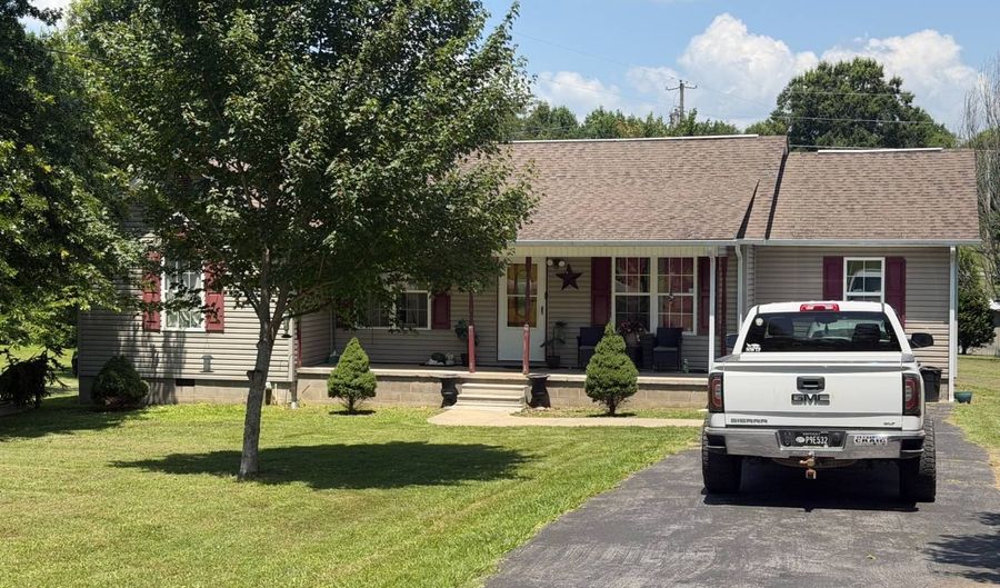 64 Lozano Rd, Albany, KY 42602 - 4 Beds, 3 Bath