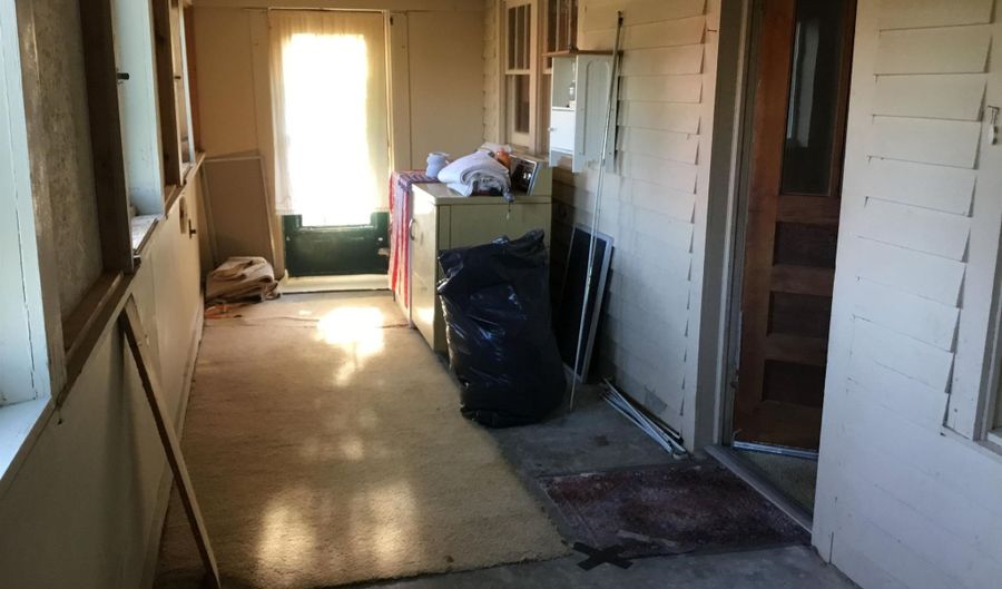 132 OAK, Adamsville, TN 38310 - 3 Beds, 2 Bath