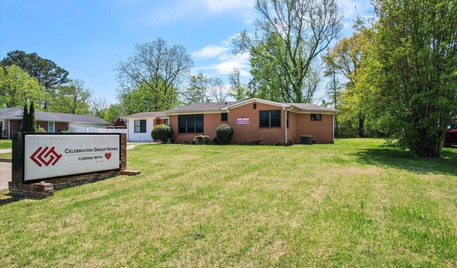 8523 US Highway 431, Albertville, AL 35950 - 0 Beds, 2 Bath
