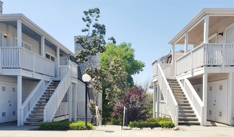 5094 Via Manos A, Oceanside, CA 92057 - 2 Beds, 2 Bath