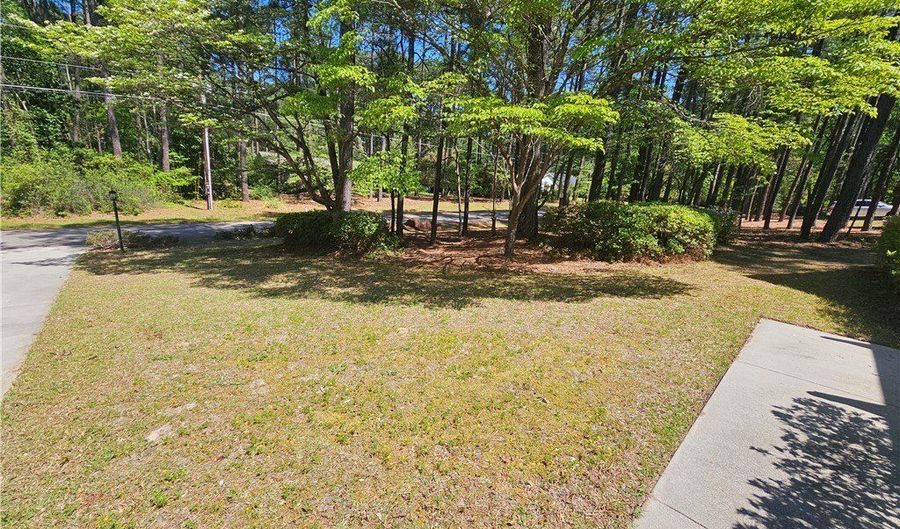 704 Midmar St, Aberdeen, NC 28315 - 3 Beds, 3 Bath