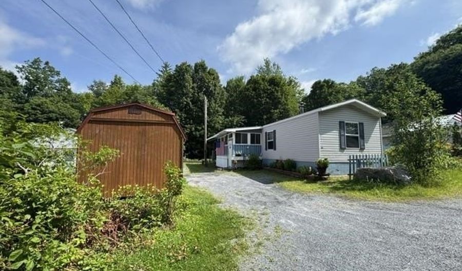 60 Tori Ln, Bennington, VT 05201 - 2 Beds, 1 Bath
