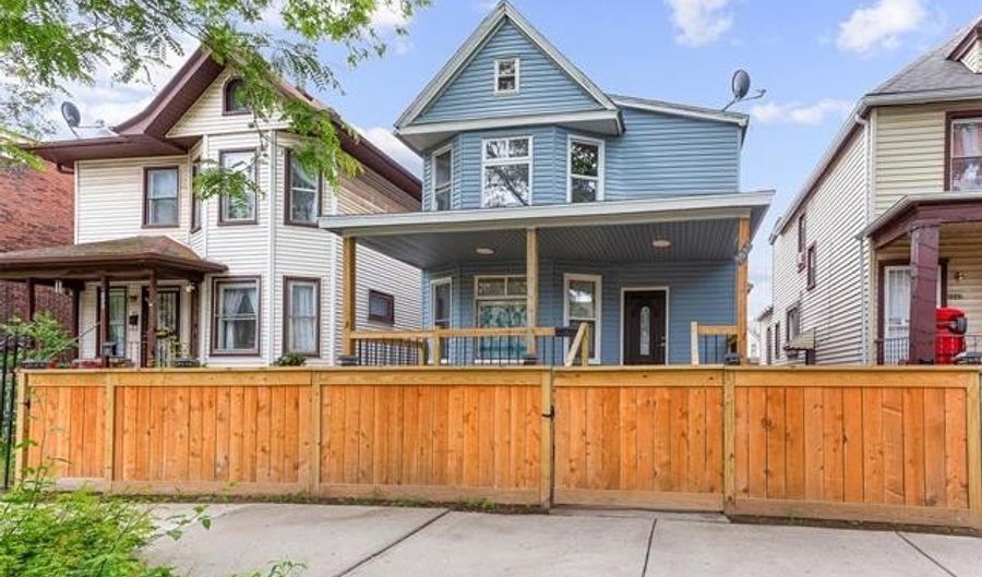 5839 McMillan St, Allen Park, MI 48209 - 5 Beds, 3 Bath