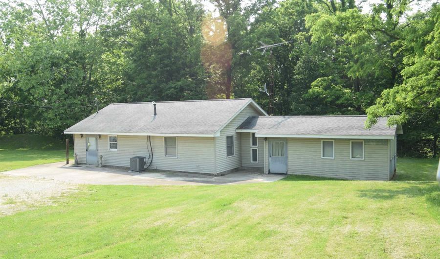 473 Gunsmith School Rd, Bedford, IN 47421 - 3 Beds, 3 Bath
