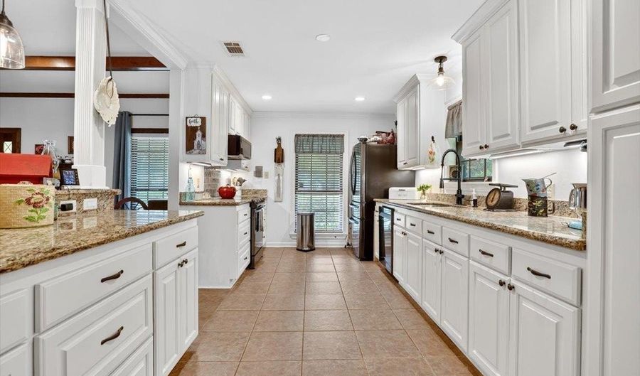 12016 Willowmore Dr, Baker, LA 70714 - 3 Beds, 3 Bath