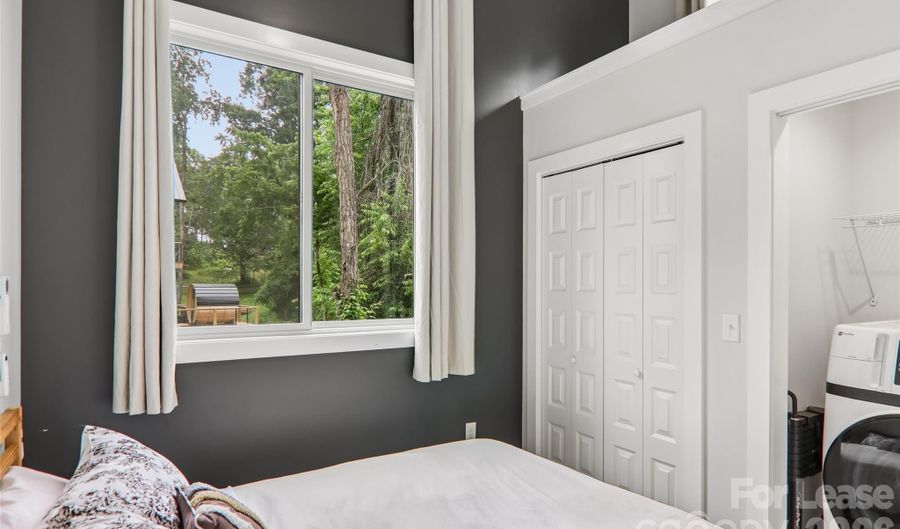 16 Baker Pl, Arden, NC 28704 - 4 Beds, 4 Bath