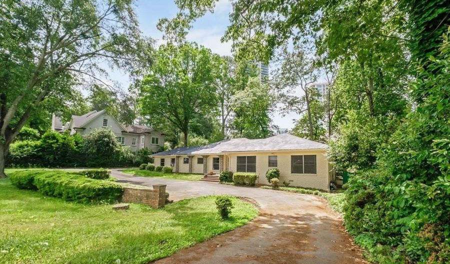 757 Old Ivy Rd NE, Atlanta, GA 30342 - 4 Beds, 3 Bath