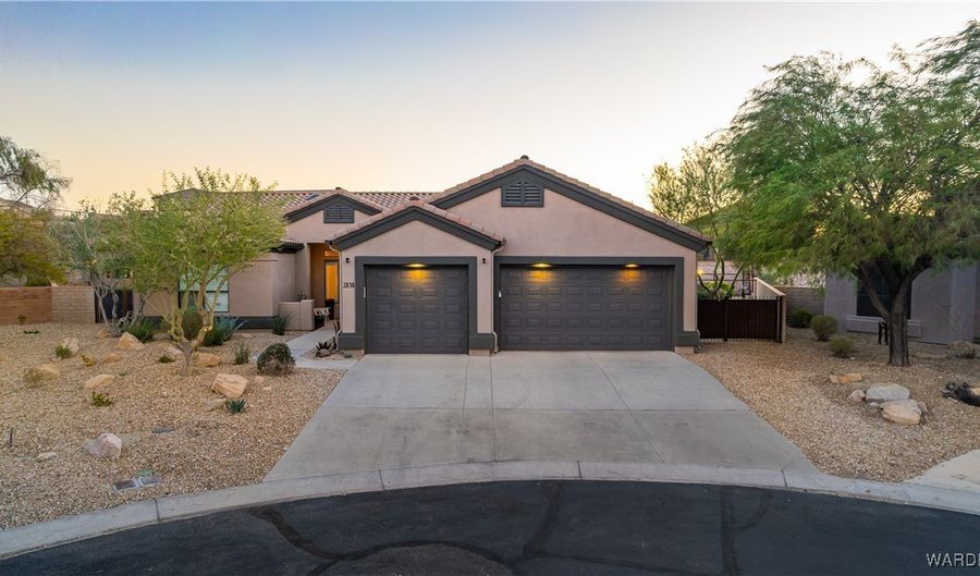 2838 Sidewheel Dr, Bullhead City, AZ 86429 - 5 Beds, 3 Bath