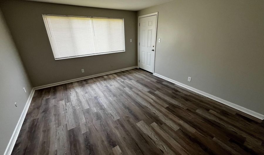 4677 Hilton Ave D, Columbus, OH 43228 - 2 Beds, 1 Bath