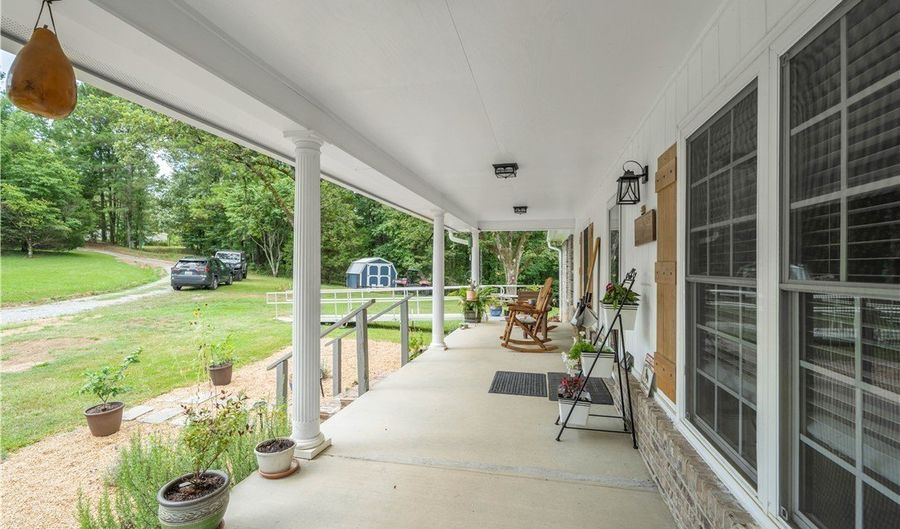 2865 91 Co Rd, Bankston, AL 35542 - 3 Beds, 2 Bath