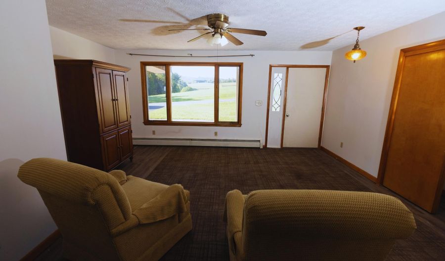 596 DOERR Rd, Accident, MD 21520 - 3 Beds, 2 Bath