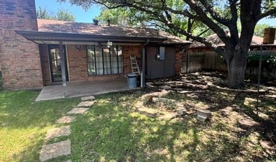 3134 Winterhawk Dr, Abilene, TX 79606 - 3 Beds, 2 Bath