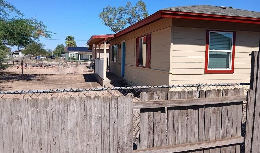 1210 N ARBOR Ave, Casa Grande, AZ 85122 - 2 Beds, 1 Bath