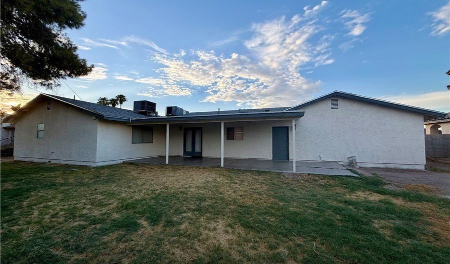 4875 E Baltimore Ave, Las Vegas, NV 89104 - 5 Beds, 2 Bath