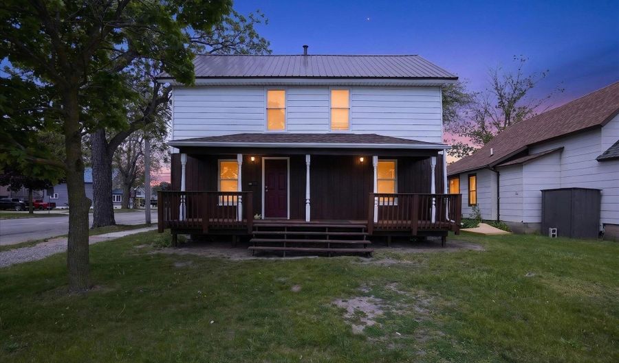 301 Gratiot Ave, Alma, MI 48801 - 3 Beds, 3 Bath