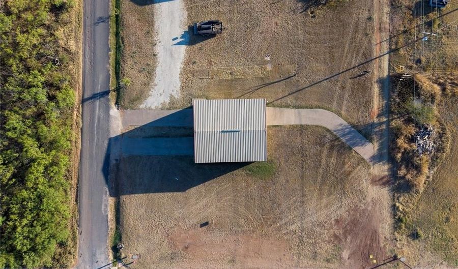 2002 Avenue L, Anson, TX 79501 - 0 Beds, 0 Bath