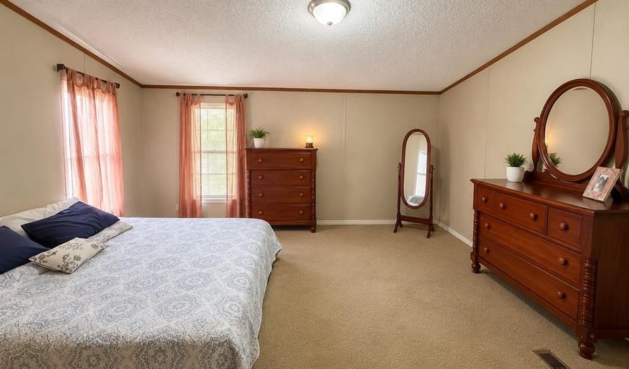 135 Cedar Ln, Allons, TN 38541 - 4 Beds, 2 Bath
