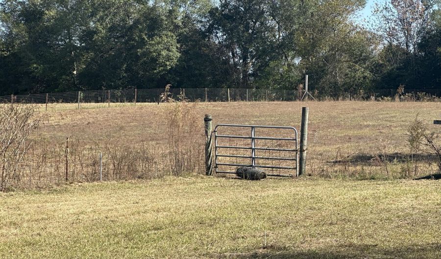 4584 Dunaway Rd, Bascom, FL 32423 - 4 Beds, 2 Bath