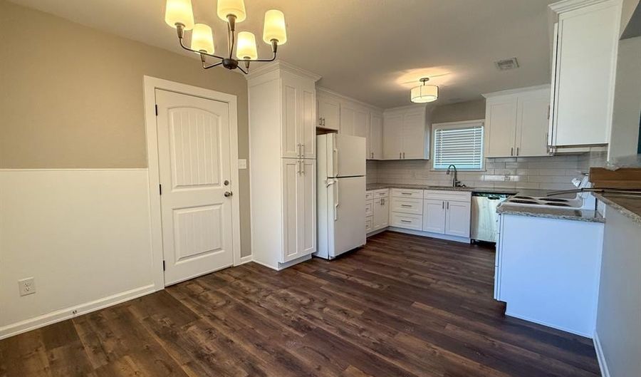 1457 Bridge Ave, Abilene, TX 79603 - 3 Beds, 2 Bath