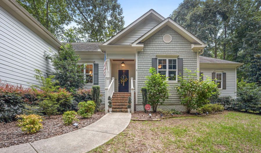 4132 Mountainbrook Rd, Apex, NC 27539 - 4 Beds, 3 Bath
