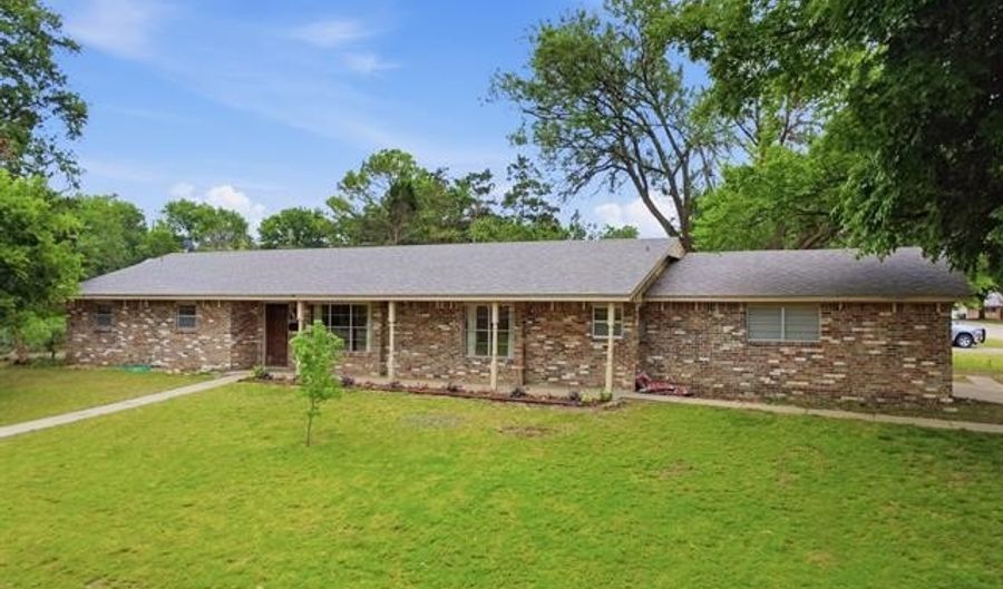 2509 SE Quail Pl, Bartlesville, OK 74006 - 4 Beds, 2 Bath