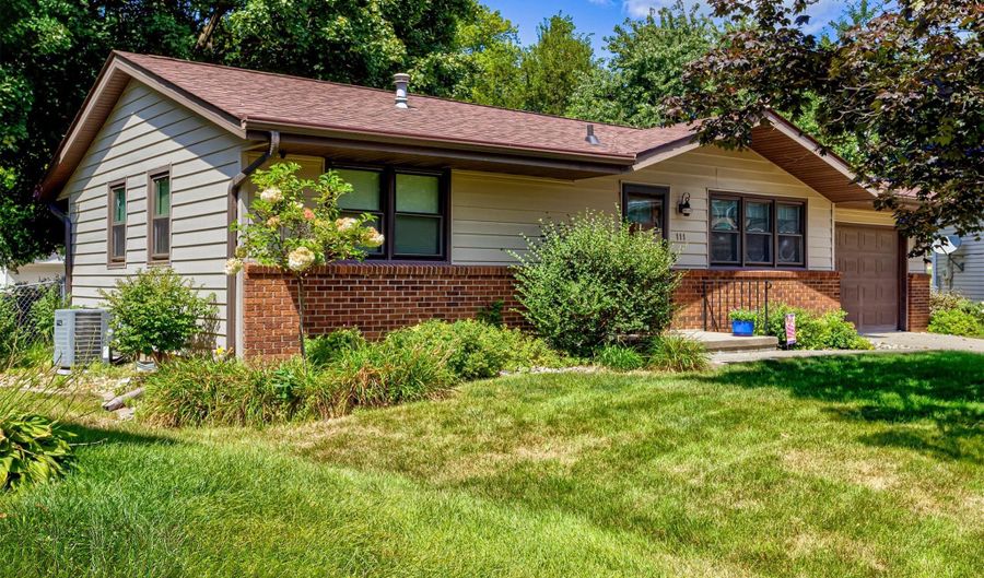 111 Sandburg Ct, Ames, IA 50014 - 3 Beds, 2 Bath