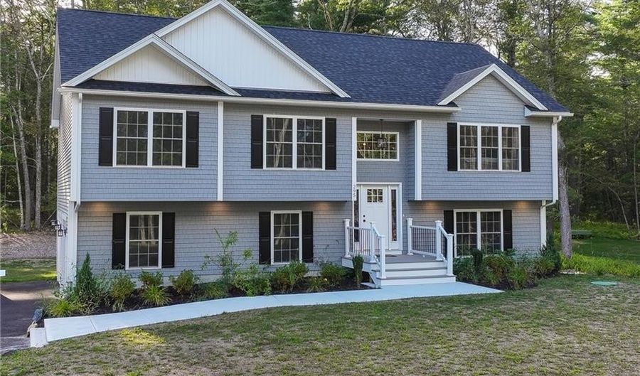 295 Hopkins Hollow Rd, Coventry, RI 02827 - 4 Beds, 3 Bath