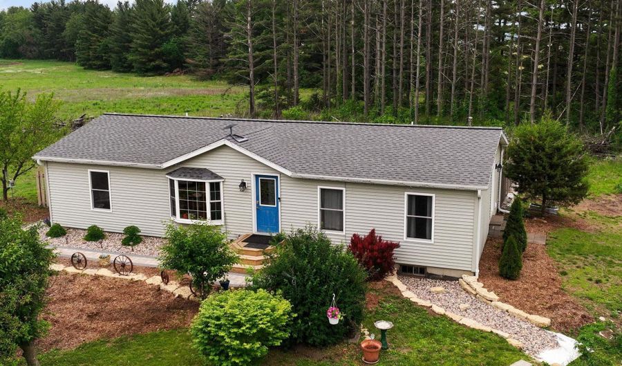 6560 US Highway 14, Arena, WI 53503 - 2 Beds, 2 Bath