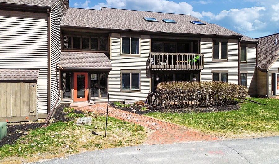 34 Parkwood Dr, Augusta, ME 04330 - 2 Beds, 2 Bath