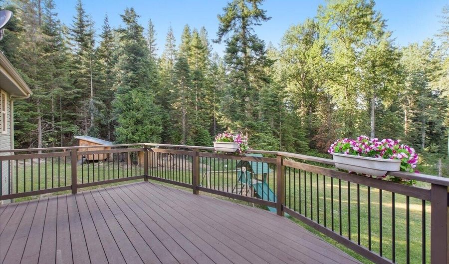 17727 S Bull Run Rd, Cataldo, ID 83810 - 4 Beds, 3 Bath
