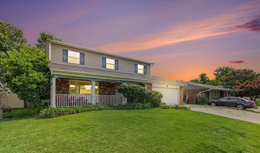 8594 Linderwood Ln, Anderson Twp., OH 45255 - 4 Beds, 3 Bath