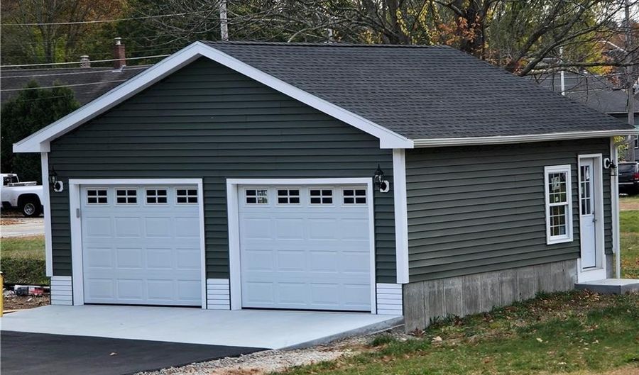 65 Oakland Ave, Burrillville, RI 02858 - 4 Beds, 3 Bath
