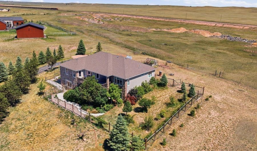 9222 BELL Ln, Cheyenne, WY 82009 - 5 Beds, 4 Bath