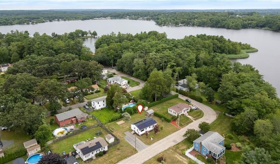 109 W Shore Dr, Coventry, RI 02816 - 3 Beds, 1 Bath