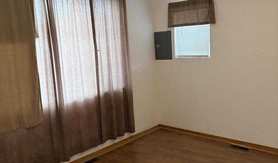 103 1st St, Barbourville, KY 40906 - 2 Beds, 2 Bath