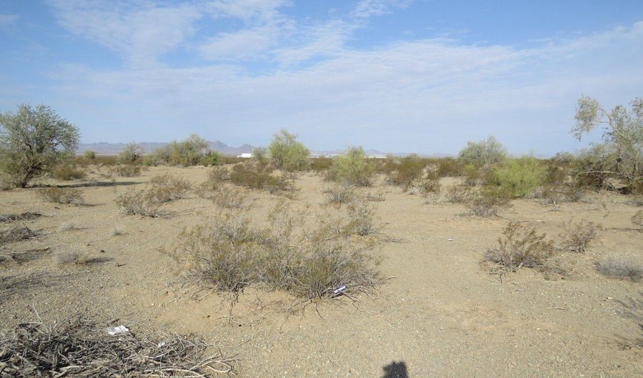 111 N Mc Vay Rd, Bouse, AZ 85325 - 0 Beds, 0 Bath