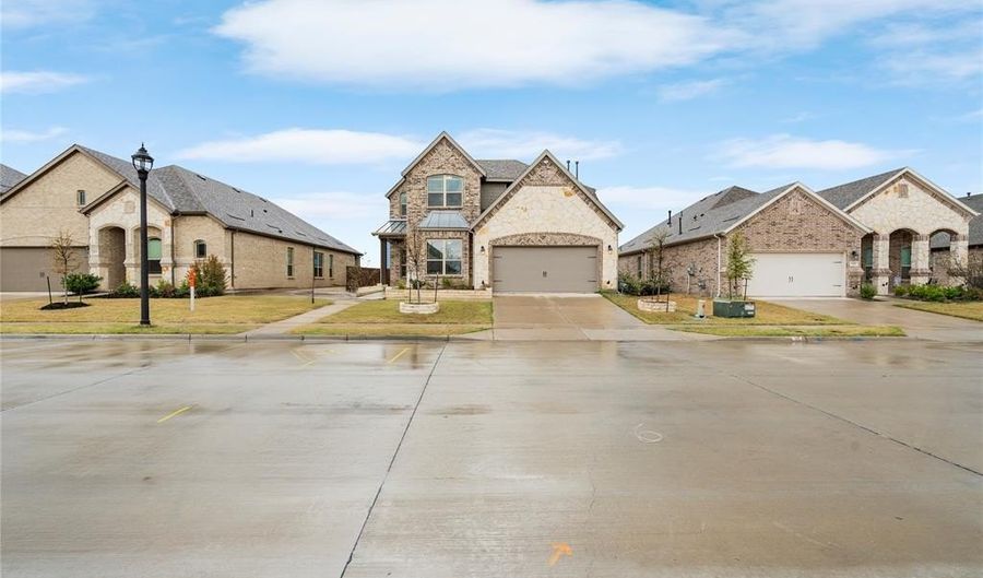 221 Tate Ln, Anna, TX 75409 - 5 Beds, 4 Bath