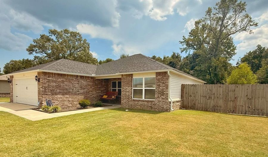31 Dunnaway Dr, Austin, AR 72007 - 3 Beds, 2 Bath