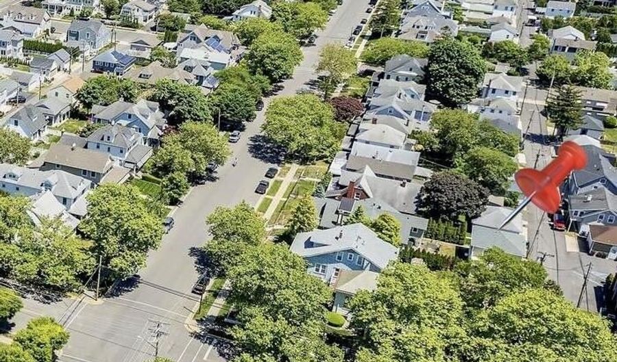433 Garfield Ln, Avon By The Sea, NJ 07717 - 2 Beds, 1 Bath