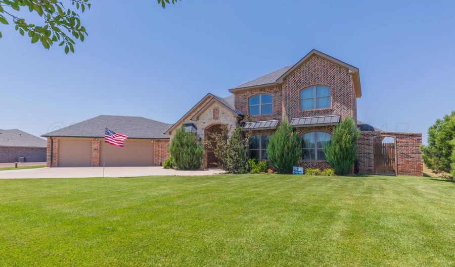9110 TRINITY Dr, Amarillo, TX 79119 - 5 Beds, 3 Bath