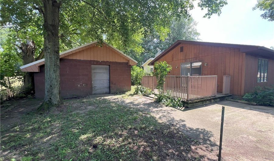 3430 Fargo Dr, Ashtabula, OH 44004 - 2 Beds, 1 Bath