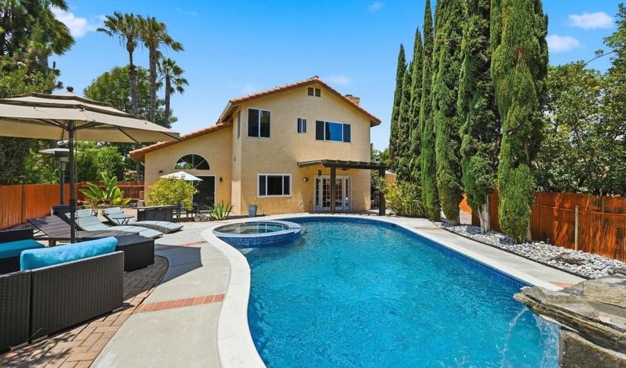 5217 Alamosa Park Dr, Oceanside, CA 92057 - 4 Beds, 3 Bath