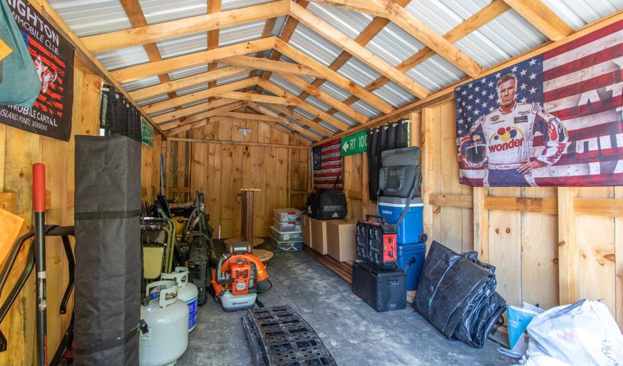 357 Paul Bunyan Rd, Brighton, VT 05846 - 1 Beds, 1 Bath
