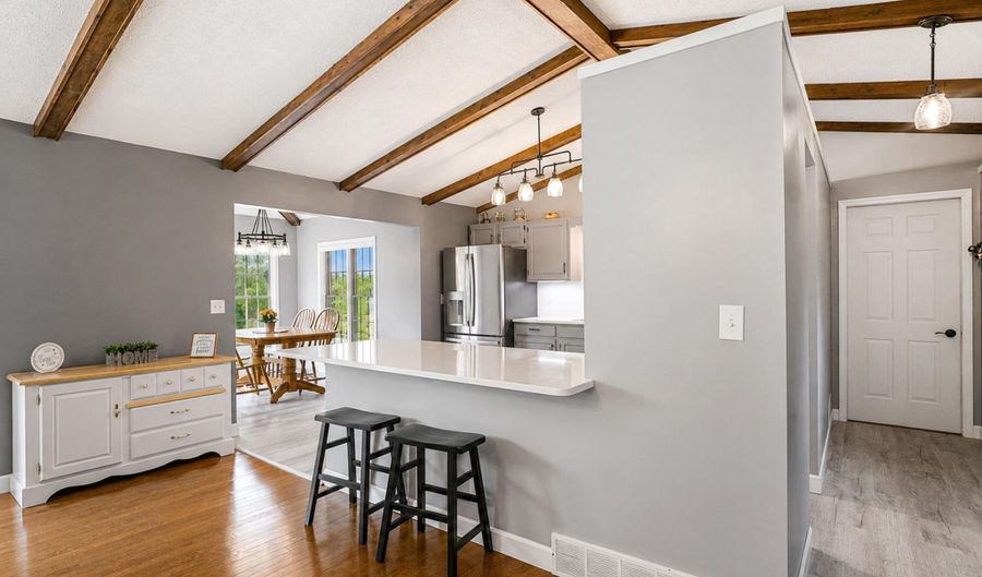 1005 W Richway Dr, Albert Lea, MN 56007 - 3 Beds, 3 Bath